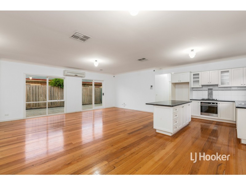 24 Neptune Drive, Point Cook VIC 3030