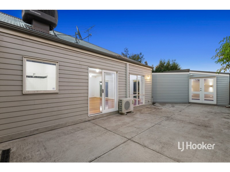 24 Neptune Drive, Point Cook VIC 3030