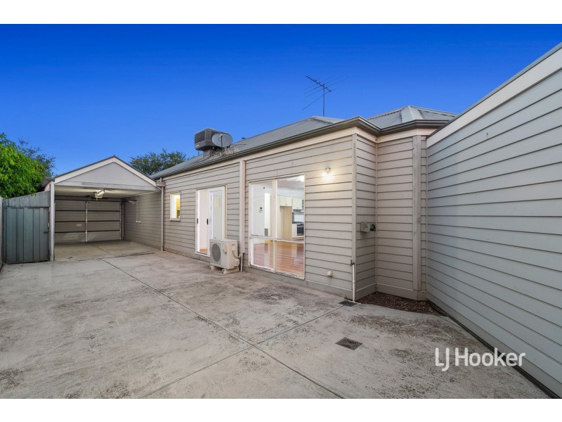 24 Neptune Drive, Point Cook VIC 3030