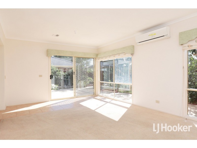 6 Fleming Avenue, Seabrook VIC 3028