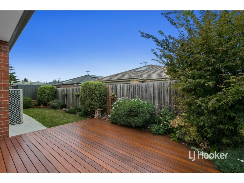 5 Millpond Drive, Point Cook VIC 3030