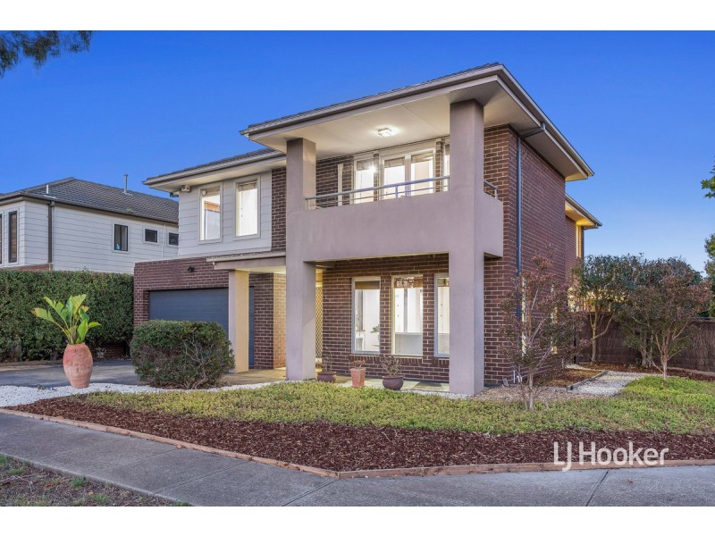 7 Caraway Crescent, Point Cook VIC 3030