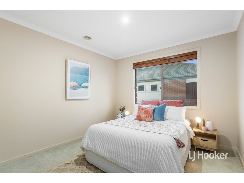 7 Caraway Crescent, Point Cook VIC 3030