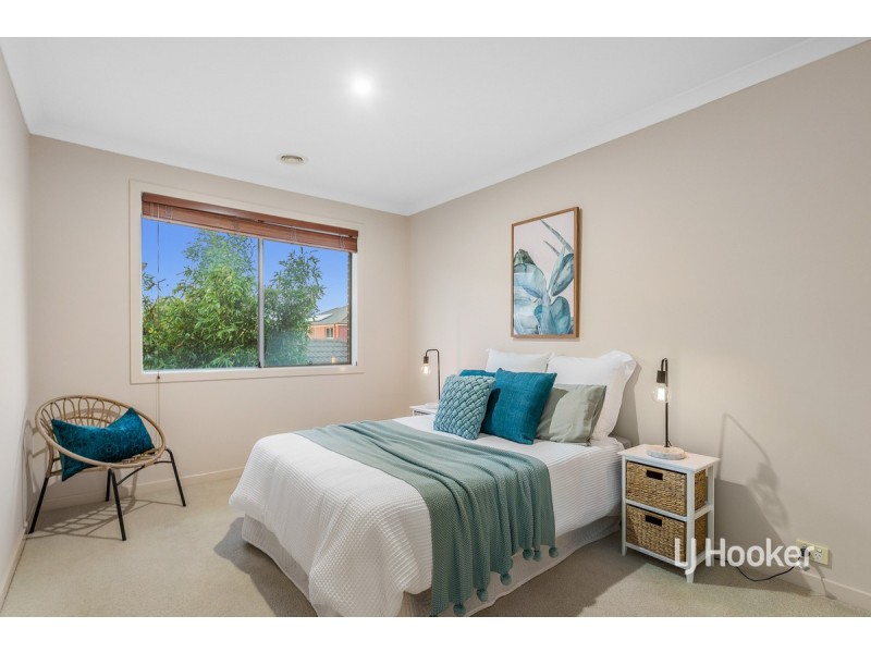7 Caraway Crescent, Point Cook VIC 3030