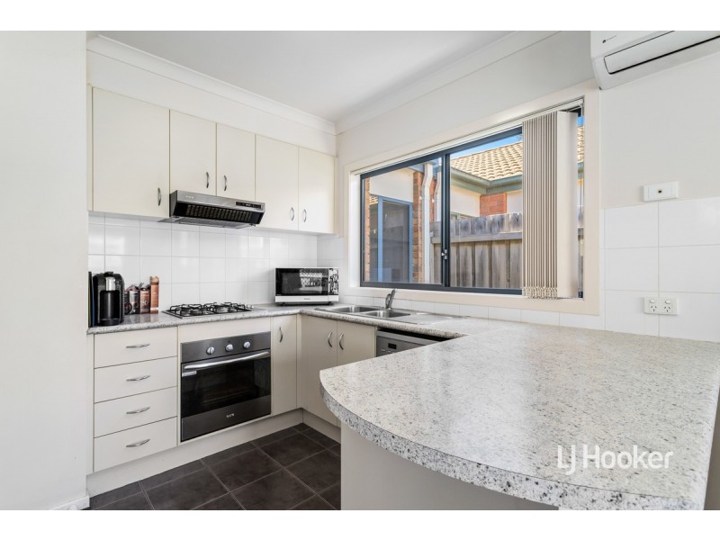 23/15A Hooker Road, Werribee VIC 3030