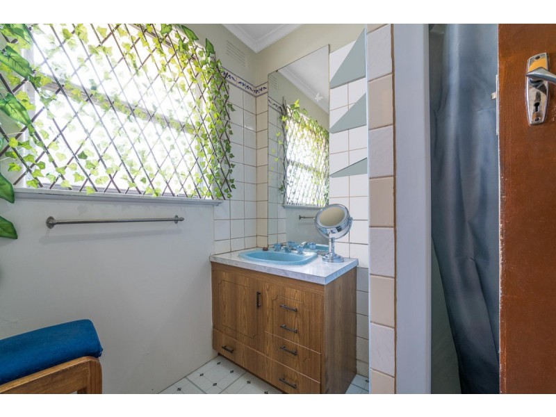 25 & 27 Dearborn Parade, Corio VIC 3214