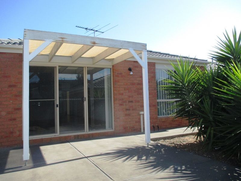 39 Dargy Amble, Point Cook VIC 3030