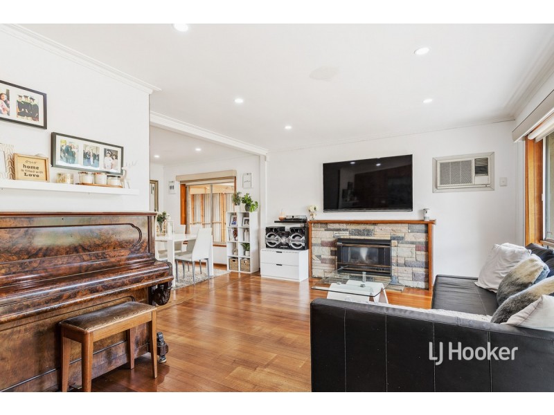9 Baden Drive, Hoppers Crossing VIC 3029