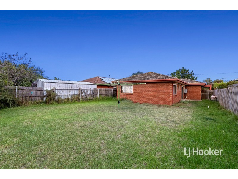 7 Henry Drive, Altona Meadows VIC 3028