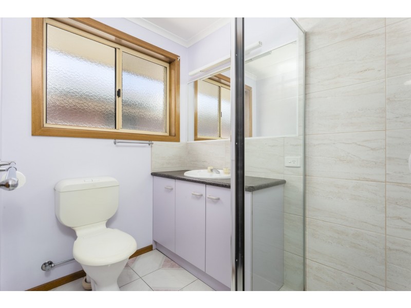 19 Whitehead Court, Altona Meadows VIC 3028