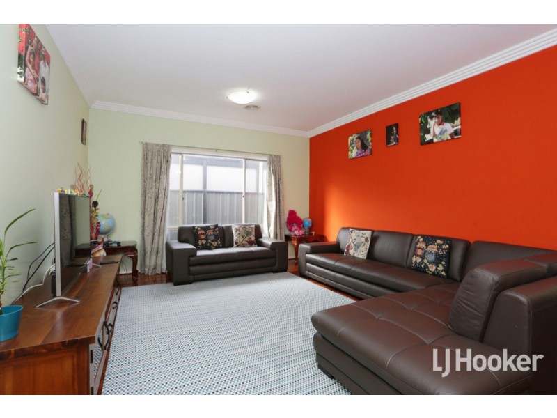 5 Winton Grange, Point Cook VIC 3030