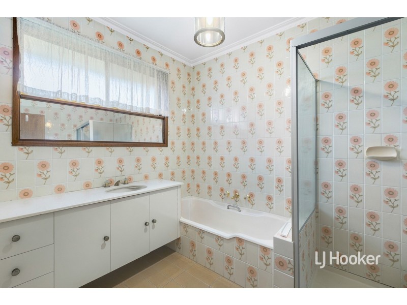 28 Third Avenue, Hoppers Crossing VIC 3029