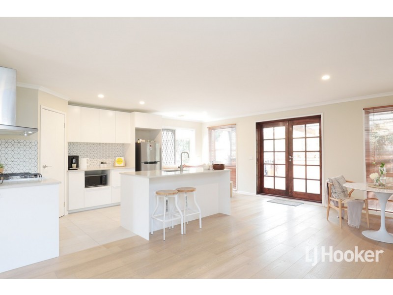 43 William Mcpherson Crescent, Seabrook VIC 3028
