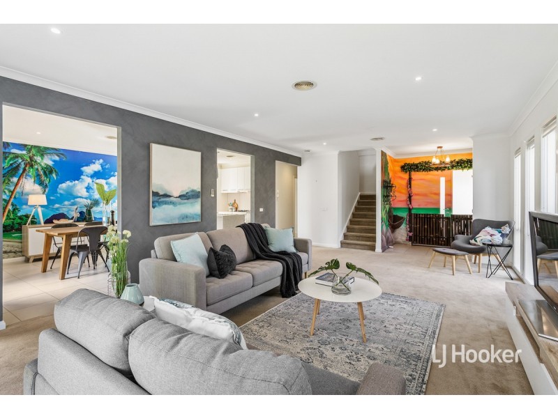 63 Vaucluse Boulevard, Sanctuary Lakes VIC 3030