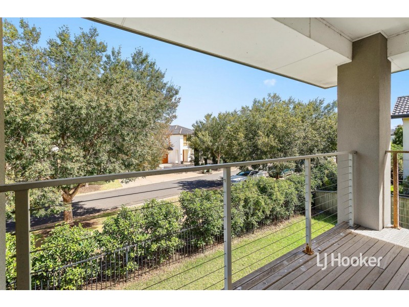 63 Vaucluse Boulevard, Sanctuary Lakes VIC 3030