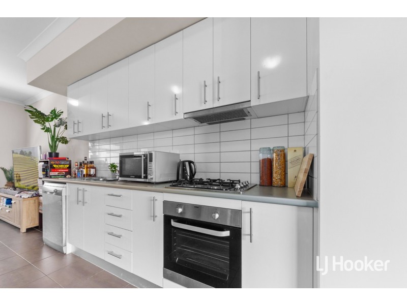 33 Matilda Avenue, Wollert VIC 3750