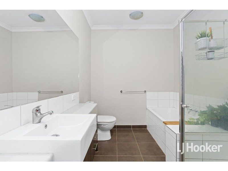 25/42 Mitchells Lane, Sunbury VIC 3429