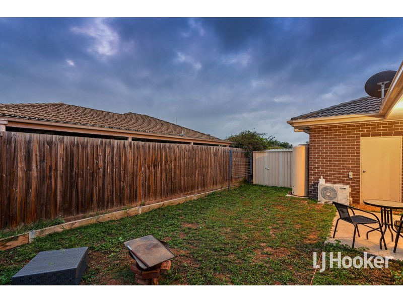 25/42 Mitchells Lane, Sunbury VIC 3429