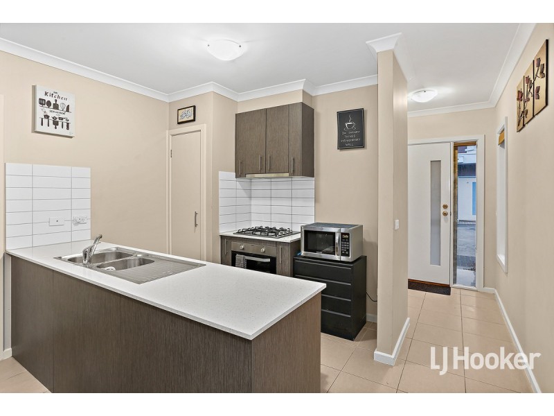 32 Chanticleer Drive, Mernda VIC 3754