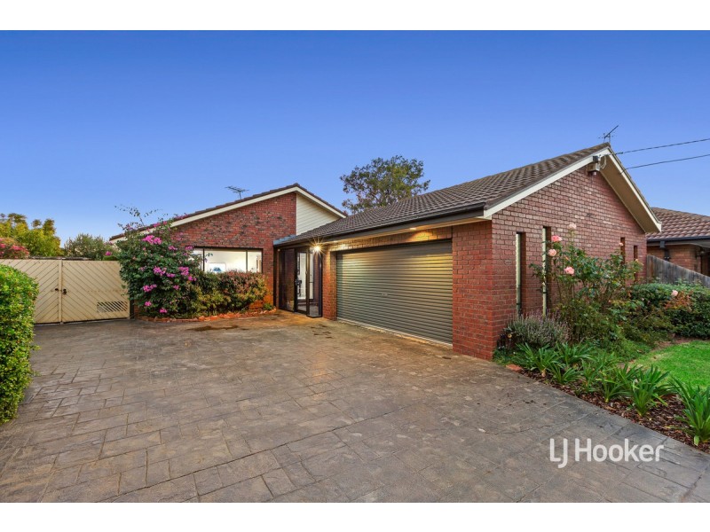 12 Sturrock Court, Altona Meadows VIC 3028