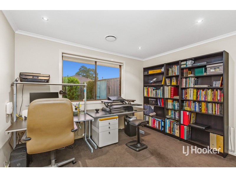 12 Sturrock Court, Altona Meadows VIC 3028