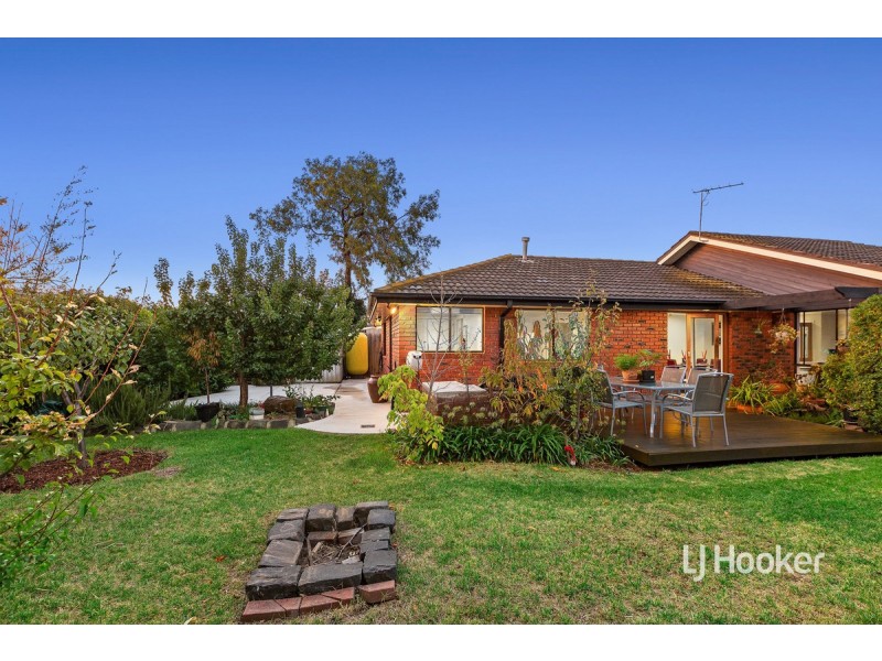 12 Sturrock Court, Altona Meadows VIC 3028