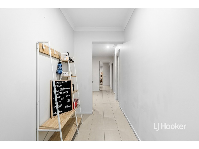 69 Grassbird Drive, Point Cook VIC 3030