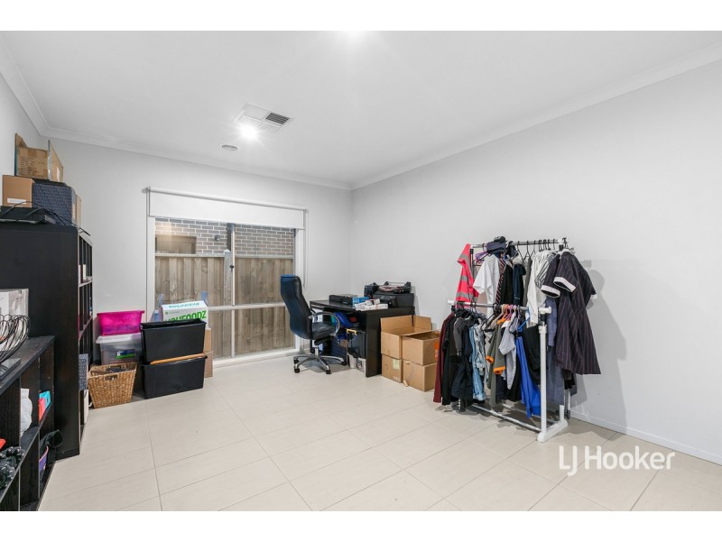 69 Grassbird Drive, Point Cook VIC 3030