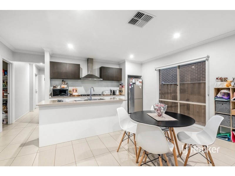 69 Grassbird Drive, Point Cook VIC 3030