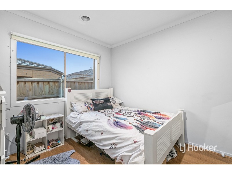 69 Grassbird Drive, Point Cook VIC 3030