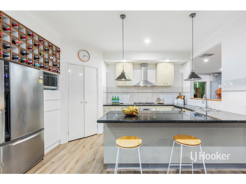 36 Santander Crescent, Point Cook VIC 3030