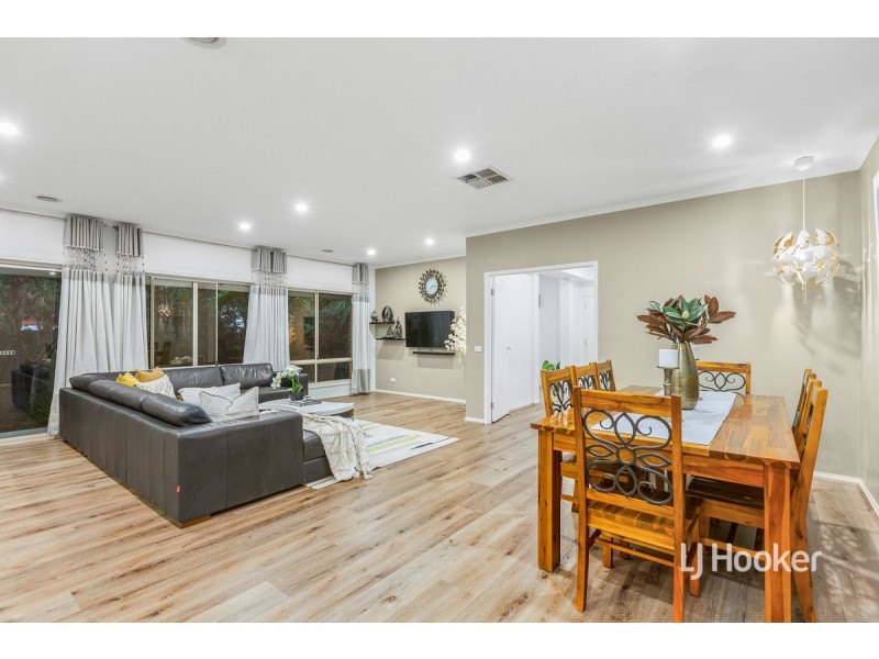 36 Santander Crescent, Point Cook VIC 3030