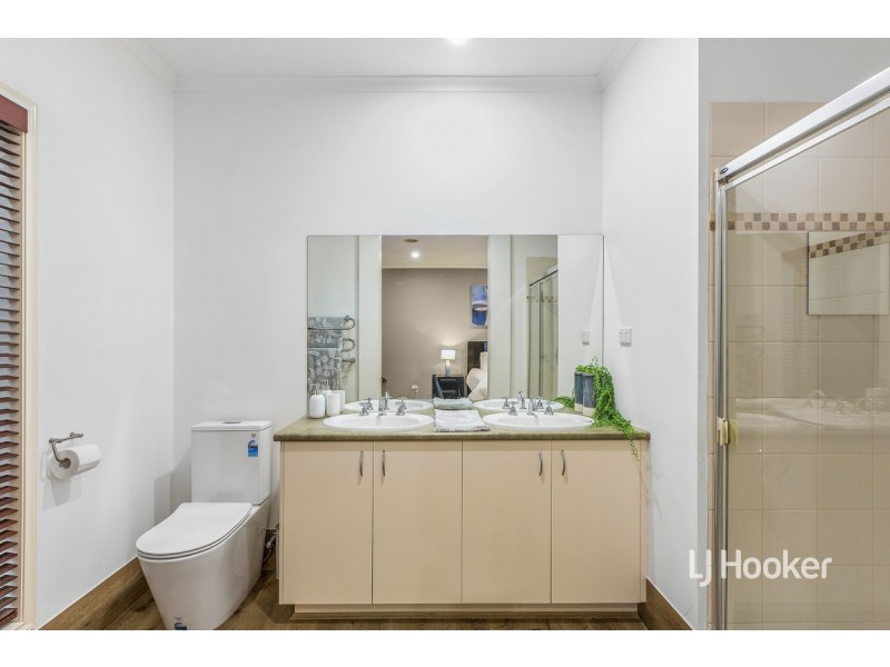 36 Santander Crescent, Point Cook VIC 3030