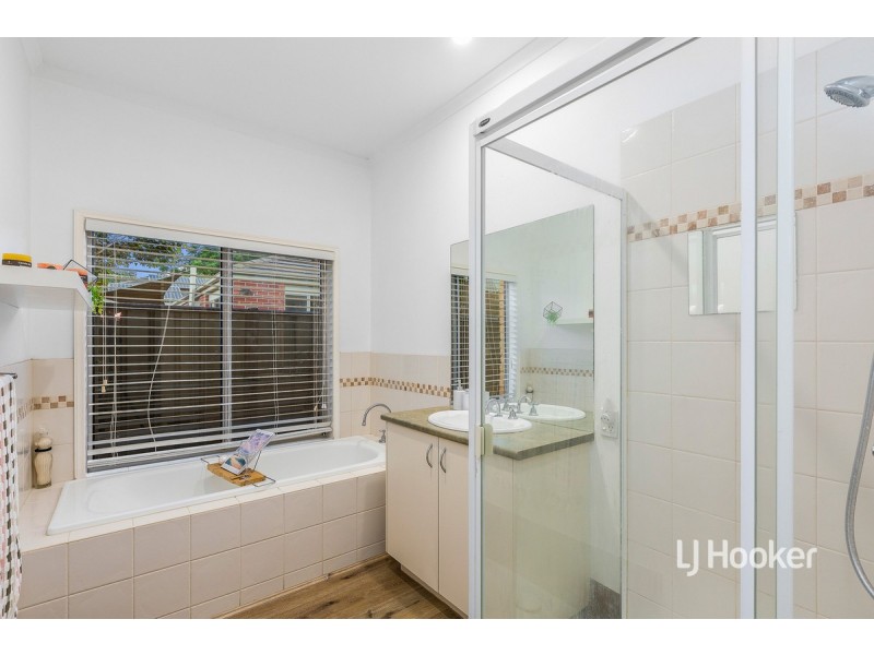 36 Santander Crescent, Point Cook VIC 3030