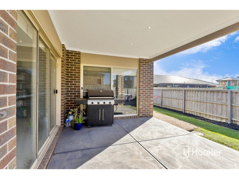 89 Tristania Drive, Point Cook VIC 3030