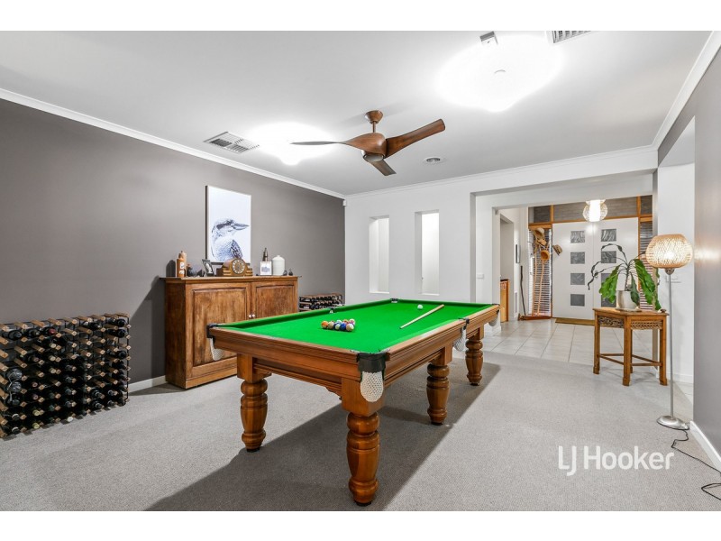 2 Gilmore Grove, Point Cook VIC 3030