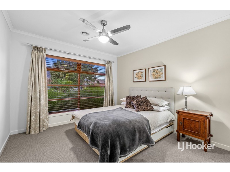 2 Gilmore Grove, Point Cook VIC 3030