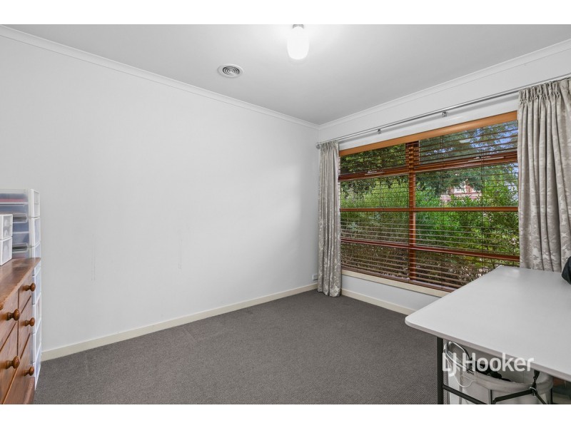 2 Gilmore Grove, Point Cook VIC 3030