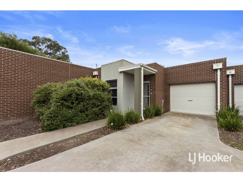 16 Alphie Way, Doreen VIC 3754