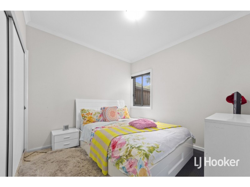 16 Alphie Way, Doreen VIC 3754