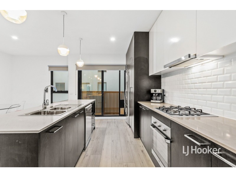 136 Malibu Boulevard, Point Cook VIC 3030