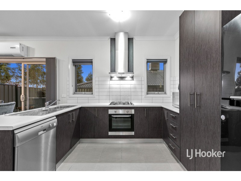 7 Vali Road, Craigieburn VIC 3064