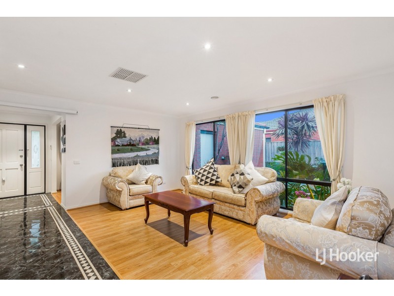 2 Elidon Crescent, Point Cook VIC 3030