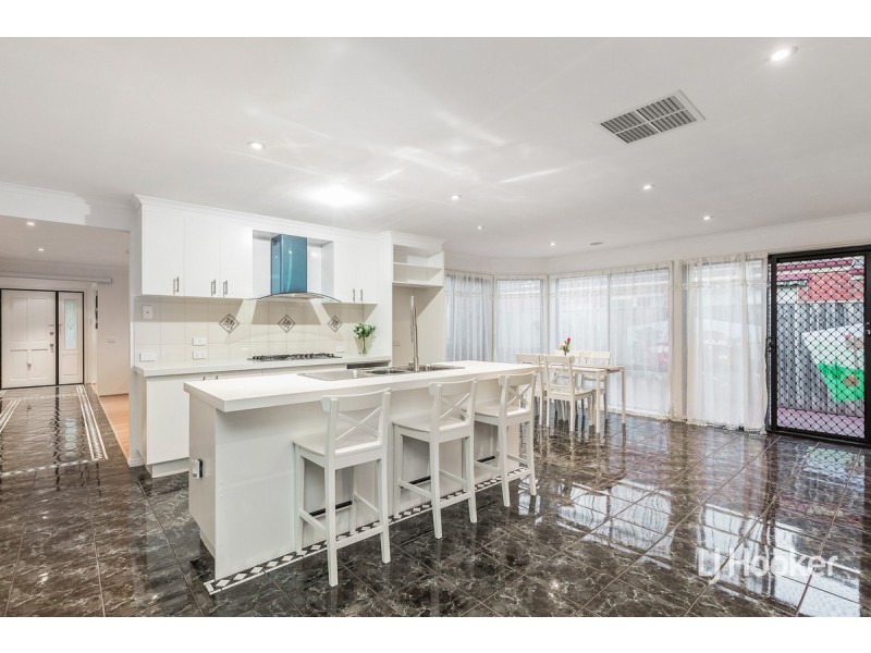 2 Elidon Crescent, Point Cook VIC 3030