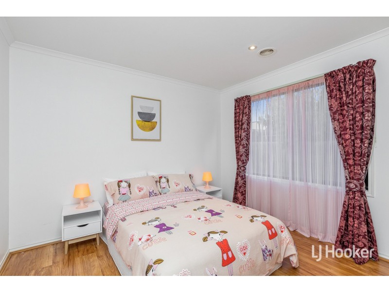 2 Elidon Crescent, Point Cook VIC 3030