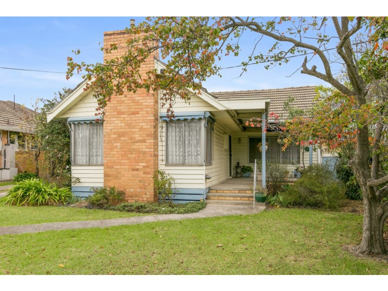 11 Viola Avenue, Brooklyn VIC 3012