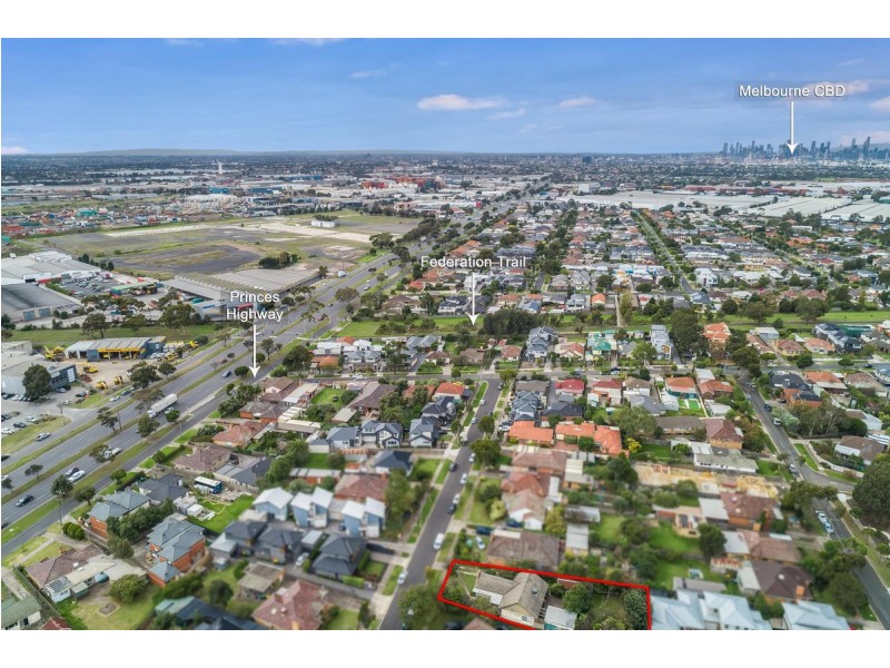 11 Viola Avenue, Brooklyn VIC 3012