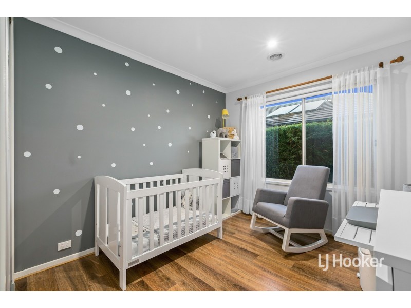 11 Jansar Street, Point Cook VIC 3030