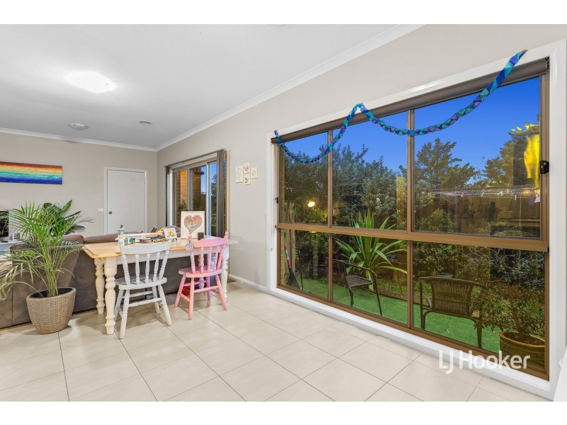 11/42 Mitchells Lane, Sunbury VIC 3429