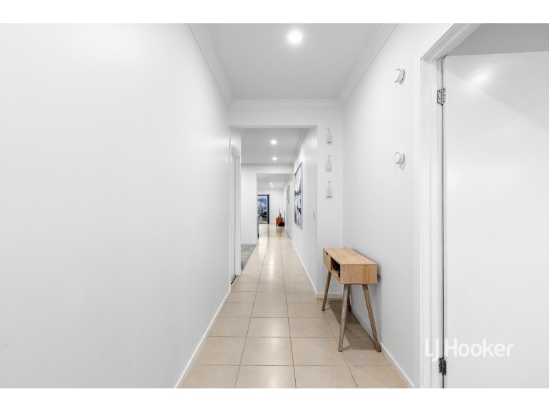 19 Seacoast Street, Point Cook VIC 3030